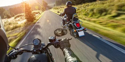 安全帽外掛型的行車記錄器，以第一視角做行車記錄