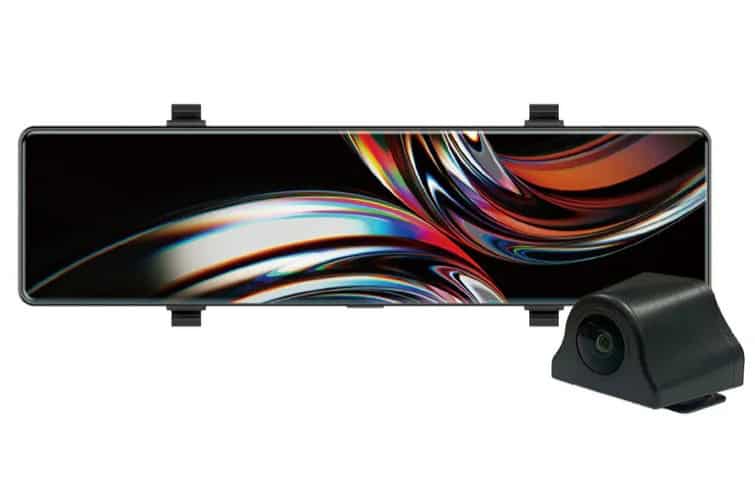 老人開車的必需品！安全感十足的行車記錄器！